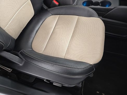 Used 2021 Ford Escape Titanium w/ Titanium Elite Package image 17