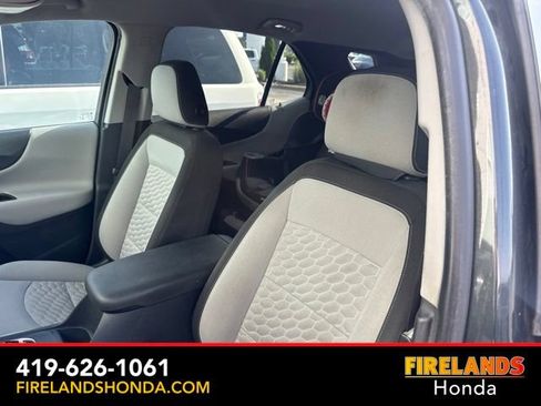 Used 2020 Chevrolet Equinox LT FWD image 19