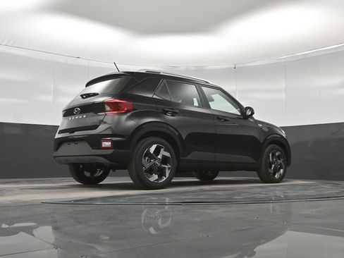 New 2026 Hyundai Venue SEL FWD image 35