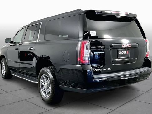 Used 2020 GMC Yukon XL SLT w/ Open Road Package image 10