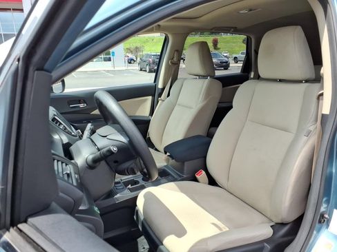 Used 2015 Honda CR-V EX image 2