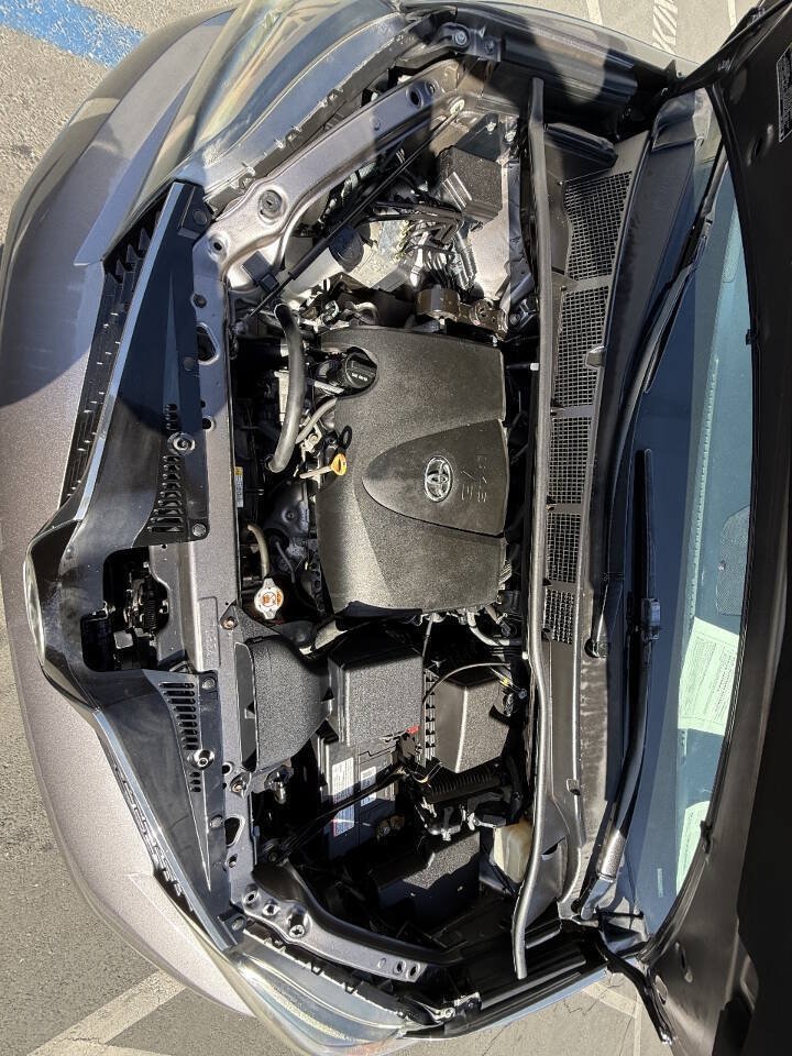 Used 2018 Toyota Sienna SE FWD image 22