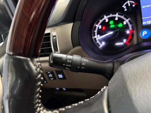 Used 2016 Lexus GX 460 w/ Premium Package image 34