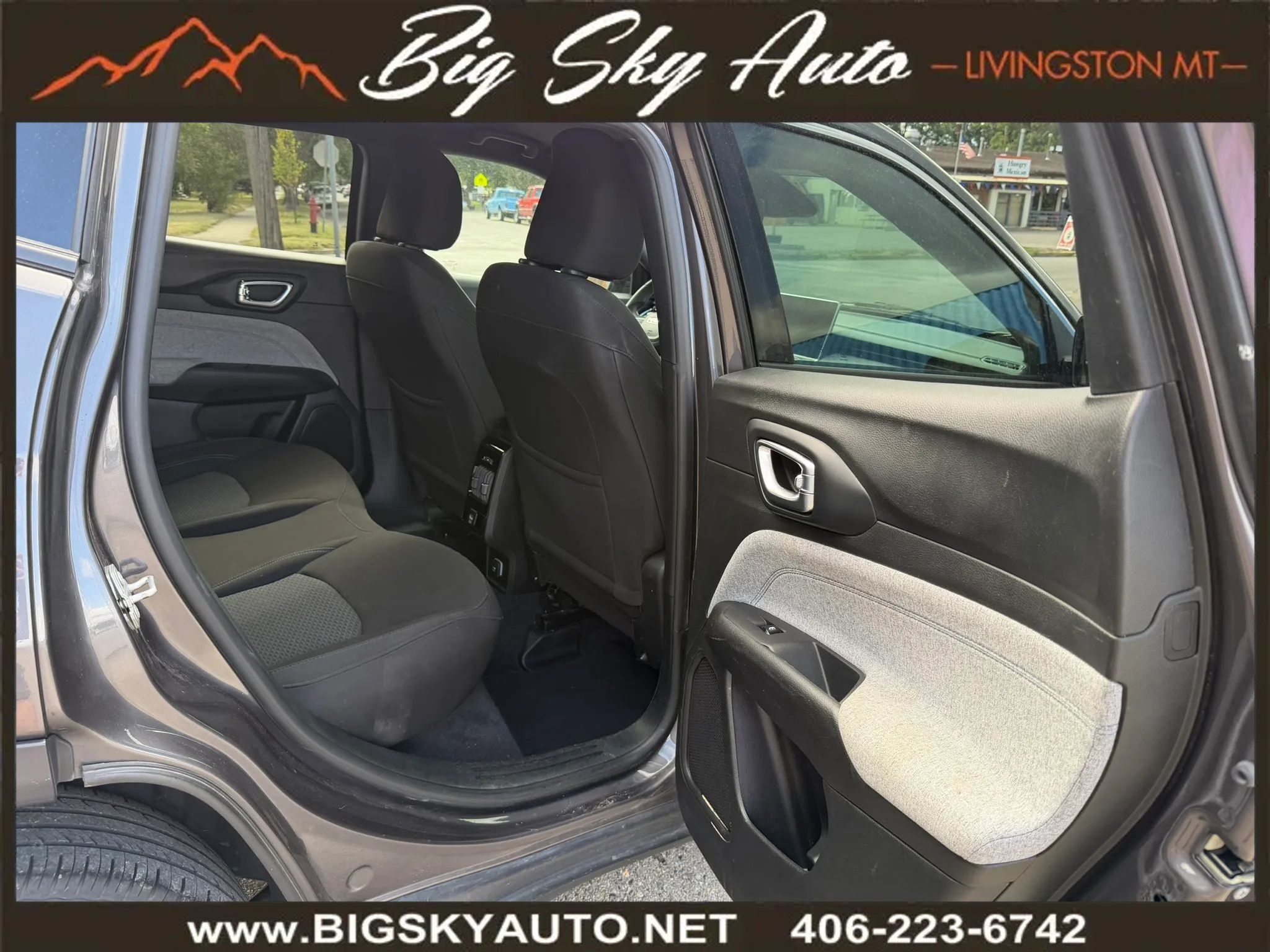 Used 2024 Jeep Compass Sport AWD/4WD image 20
