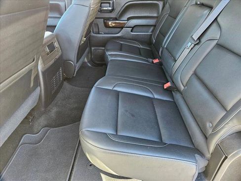 Used 2018 GMC Sierra 1500 SLT w/ Enhanced Driver Alert Package image 17