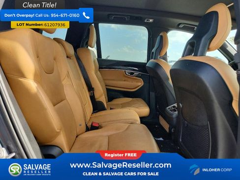 Used 2018 Volvo XC90 T6 Momentum w/ Momentum Plus Package AWD/4WD image 15
