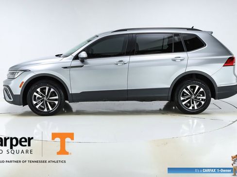Used 2022 Volkswagen Tiguan S w/ Driver Assistance Package FWD image 2