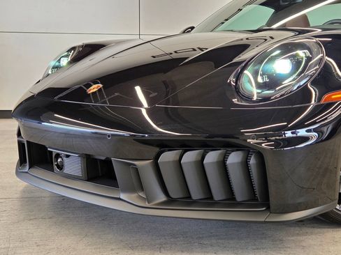 Certified 2026 Porsche 911 Targa 4 GTS AWD/4WD image 25