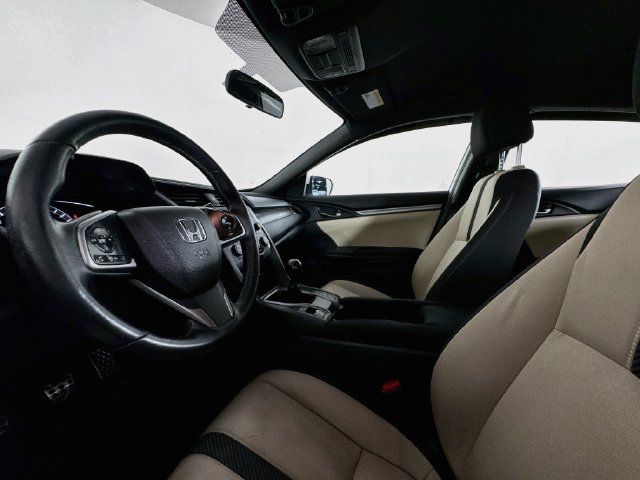 Used 2018 Honda Civic Sport image 18