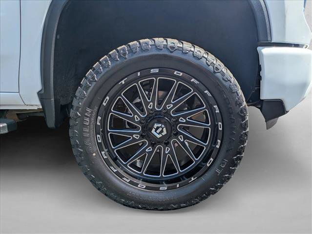 Used 2024 Chevrolet Silverado 2500 LTZ AWD/4WD image 21