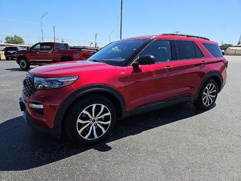 Used 2022 Ford Explorer ST-Line w/ Class IV Trailer Tow Package RWD image 2