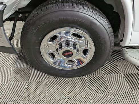 Used 2024 GMC Savana 2500 w/ Driver Convenience Package RWD image 31