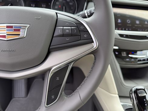 New 2026 Cadillac XT5 Premium Luxury image 35