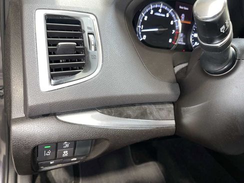 Used 2018 Acura TLX w/ Technology Package FWD image 24