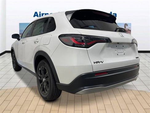 New 2026 Honda HR-V Sport image 3