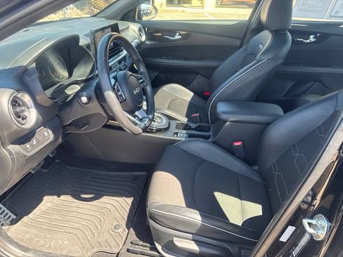 Used 2024 Kia Forte GT-Line w/ GT-Line Premium Package FWD image 12