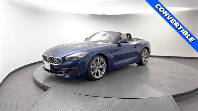 Used 2020 BMW Z4 sDrive30i w/ Convenience Package RWD image 2