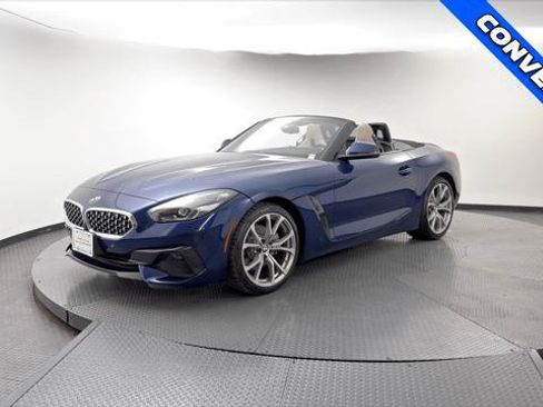 Used 2020 BMW Z4 sDrive30i w/ Convenience Package RWD image 2