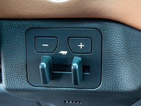 Used 2022 Toyota Tundra 1794 Edition w/ TRD Off-Road Package image 20