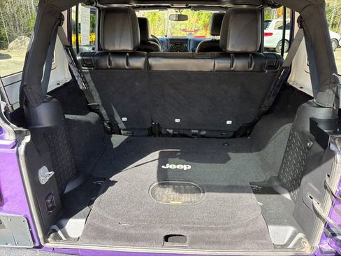 Used 2016 Jeep Wrangler Unlimited Sahara AWD/4WD image 21