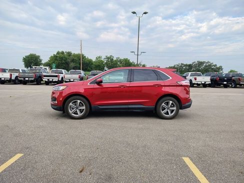Certified 2022 Ford Edge SEL w/ Convenience Package AWD/4WD image 5