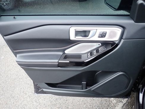 Used 2023 Ford Explorer ST w/ Equipment Group 401A image 22