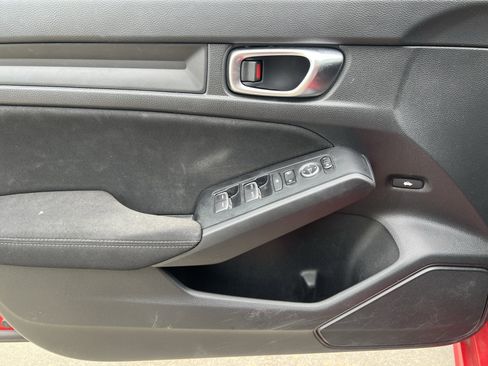 Used 2022 Honda Civic Sport image 14