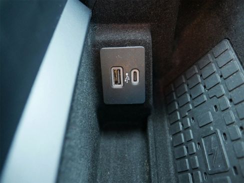 Used 2024 Lincoln Navigator Premiere image 28