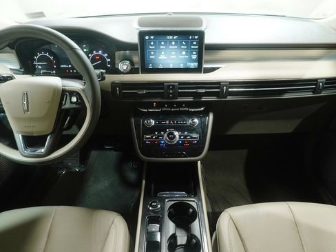 Used 2022 Lincoln Corsair AWD w/ Equipment Group 101A image 16