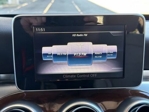 Used 2018 Mercedes-Benz C 300 Sedan image 22