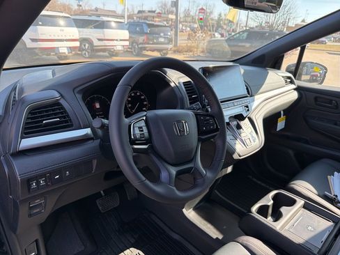 New 2026 Honda Odyssey Sport-L image 17