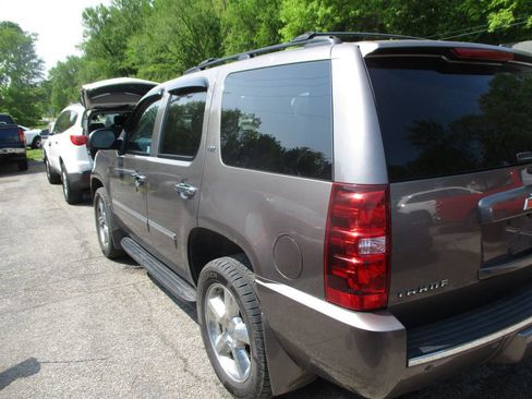 Used 2011 Chevrolet Tahoe LTZ image 7