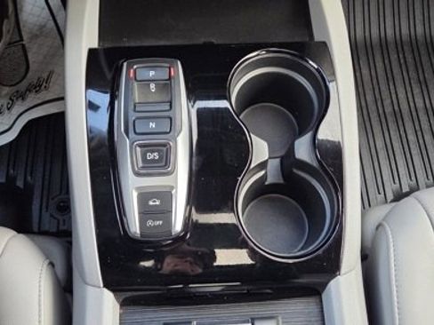 Used 2020 Honda Ridgeline RTL-E image 22