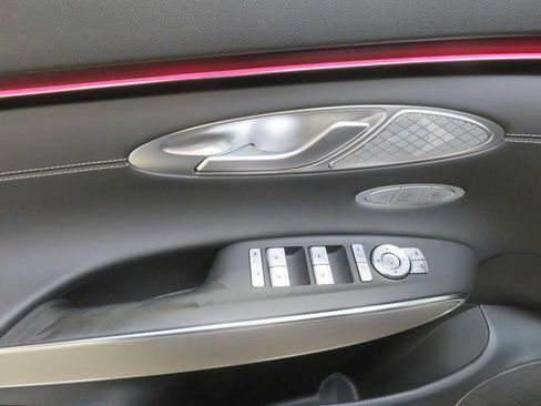 New 2026 Genesis GV70 2.5T Select image 11