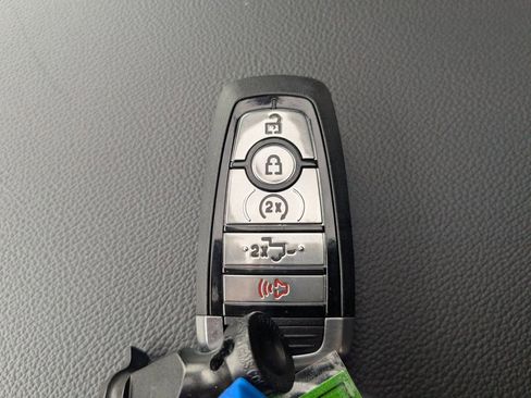 New 2025 Ford F250 Lariat w/ Lariat Ultimate Package image 33