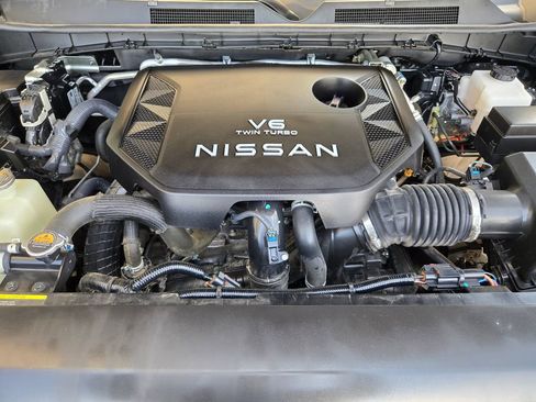 Used 2025 Nissan Armada Platinum Reserve AWD/4WD image 42