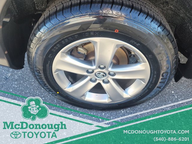Used 2015 Toyota RAV4 XLE AWD/4WD image 24