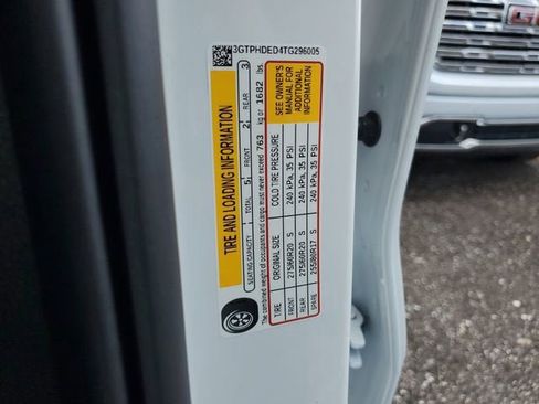 New 2026 GMC Sierra 1500 SLT w/ SLT Premium Package image 33