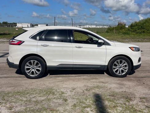 Used 2020 Ford Edge Titanium image 5