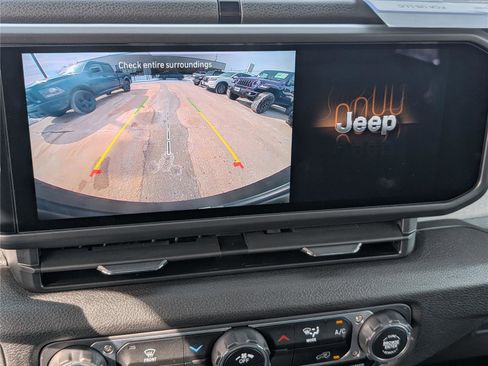 Used 2024 Jeep Wrangler Sport image 28