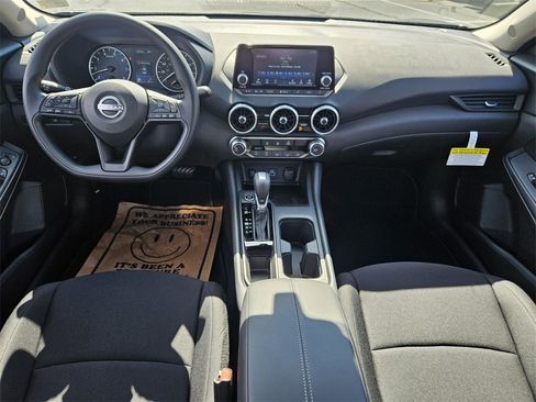 New 2025 Nissan Sentra S image 7