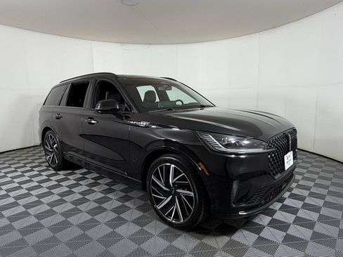 Used 2025 Lincoln Aviator Black Label w/ Jet Appearance Package AWD/4WD image 1