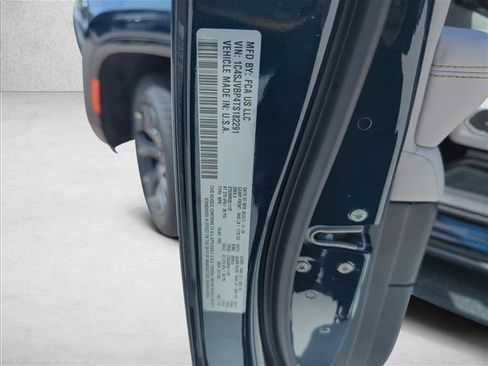 New 2026 Jeep Grand Wagoneer Limited AWD/4WD image 15