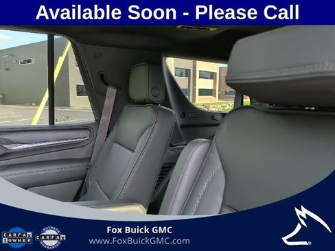 Used 2023 GMC Yukon Denali w/ Denali Reserve Package AWD/4WD image 7
