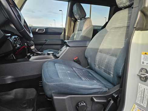 Used 2023 Ford Bronco Heritage Edition AWD/4WD image 18