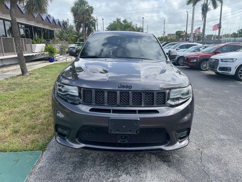 Used 2020 Jeep Grand Cherokee SRT image 3