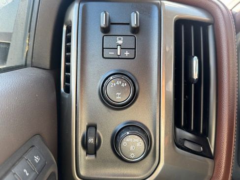 Used 2019 Chevrolet Silverado 2500 High Country w/ Duramax Plus Package image 20