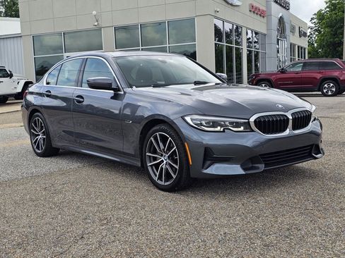 Used 2022 BMW 330e xDrive w/ Premium Package AWD/4WD image 10