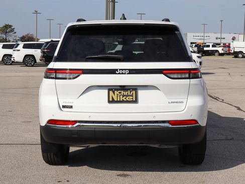 New 2025 Jeep Grand Cherokee Laredo X w/ Luxury Tech Group I image 6