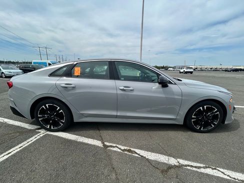 Used 2022 Kia K5 GT-Line w/ GT-Line FWD Premium Package image 3